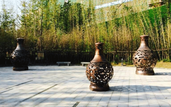 鍛銅地產雕塑.gif
