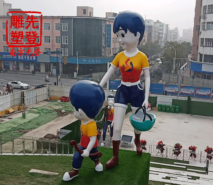 不銹鋼人物雕塑 (5).gif